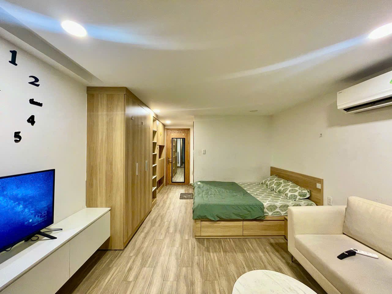 Sofa và ti vi