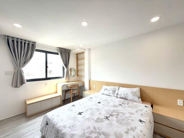 303 - 139 NVC — 9