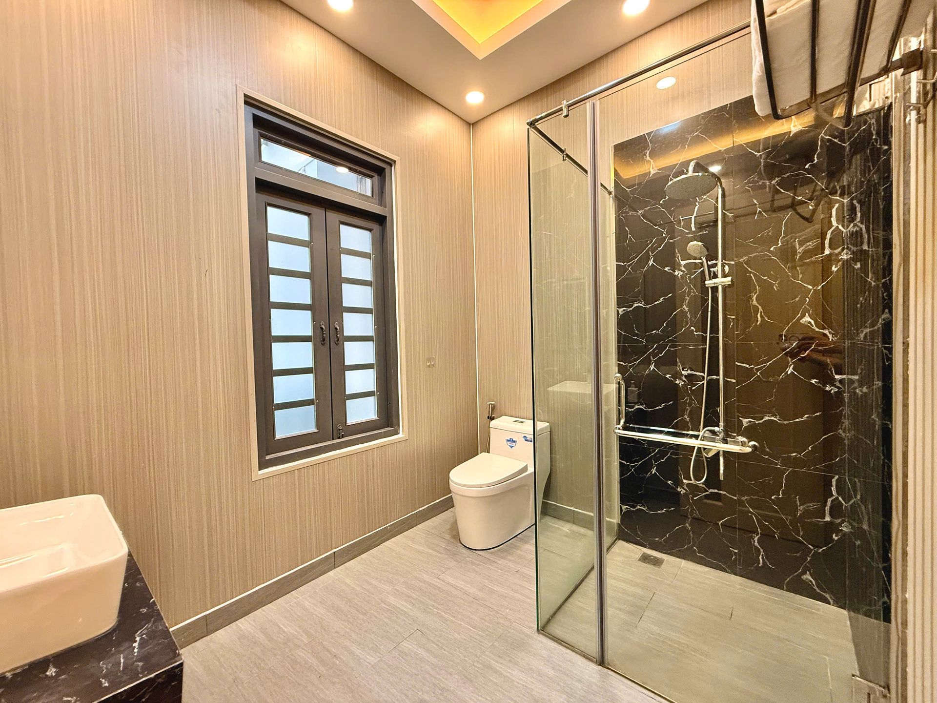 Phòng tắm
