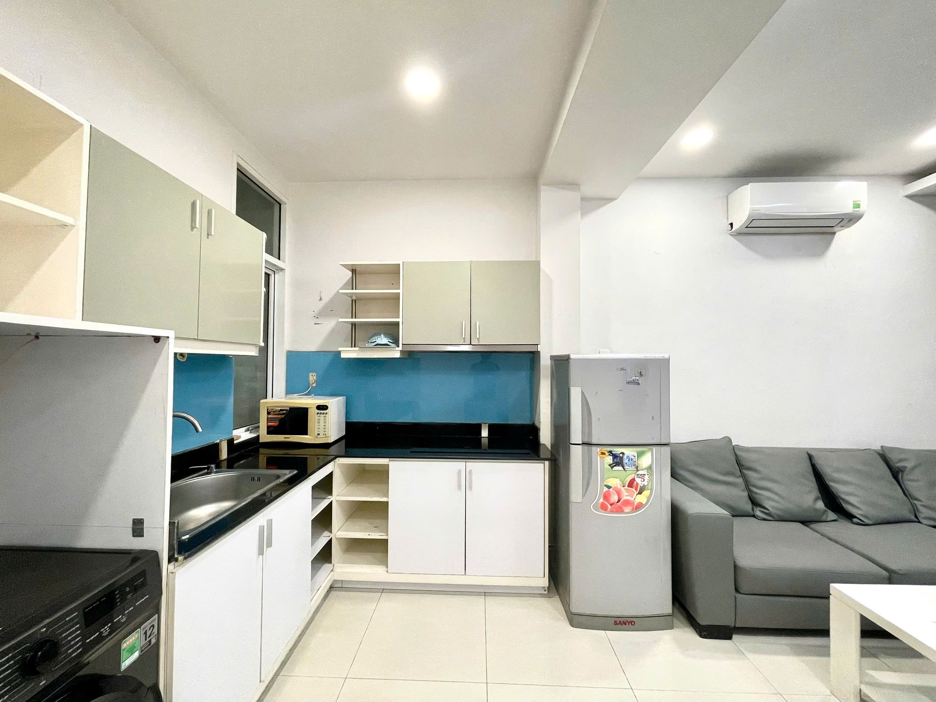 Bếp và máy giặt
