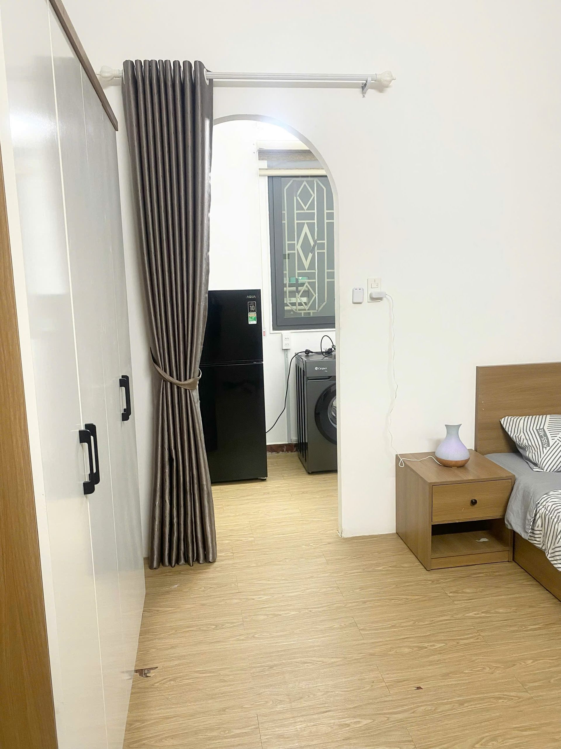 Máy giặt và tủ lạnh